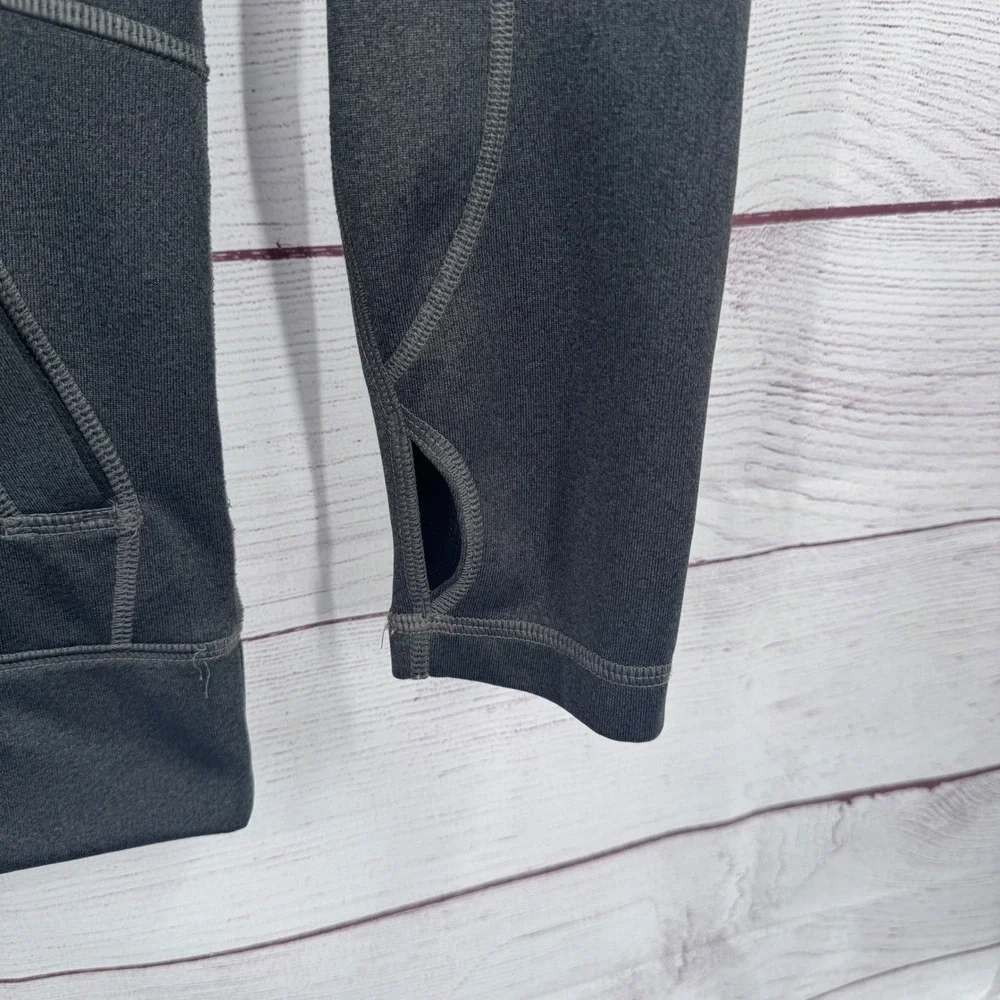 The North Face Pullover Hoodie VaporWick Thumb Holes Gray Mens‎ Small